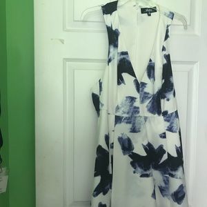 Lulu’s flower print dress